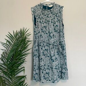 GUC Boden Green Paisley Floral Sleeveless Smocked Mini Dress